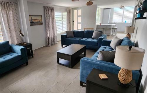 Beachfront Luxury Bungalow Private Premium Pool in Plaja Fortuna