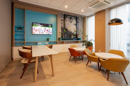 Lobby, B&B Hotel Lodz Centrum in Lodz