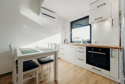 廚房, Apartamenty Tajęcina Lotnisko (Apartamenty Tajecina Lotnisko) in 扎切爾涅
