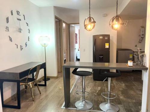 Impecable y lujoso apartamento para una estadía unica, Medellín (foto 5)