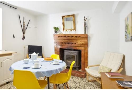 Casa Rural Lunares y Salinera in Albanchez de Mágina