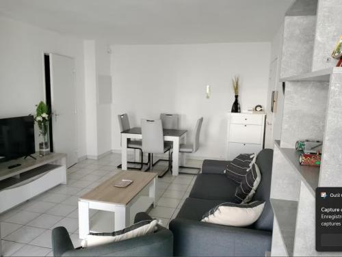 Appartement avec parking privé - Location saisonnière - Aytré