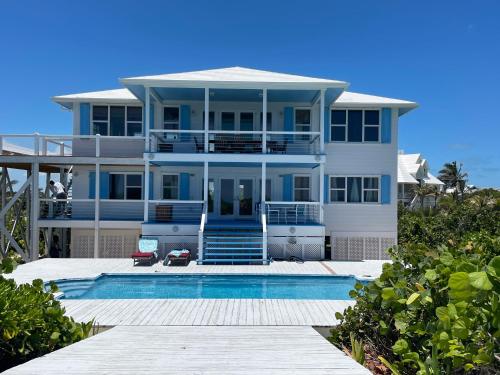 Southern Cross of the Abacos in Elbow Cay