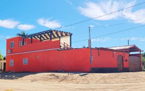 bienvenidos a viko's house