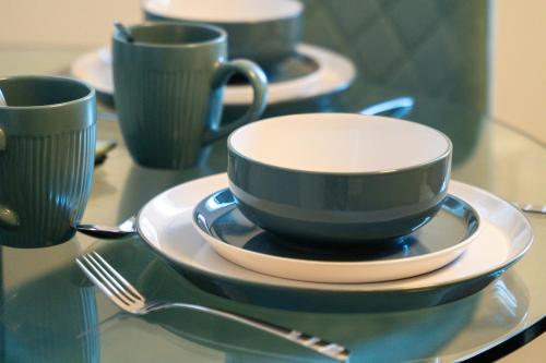 The Royal Stay at Queens Hill Sleeps 10 in Allt-yr-yn