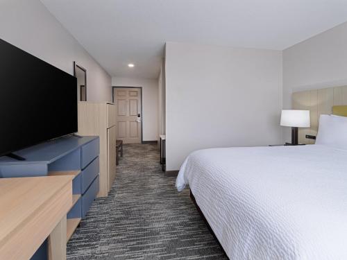 1 queen bed
