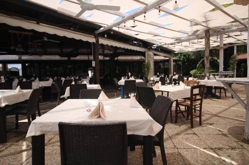 Ресторан, Baffone Hotel in Кастель Волтурно