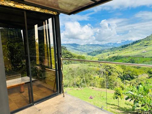 Montearroyo Gualea lodge in Nanegalito