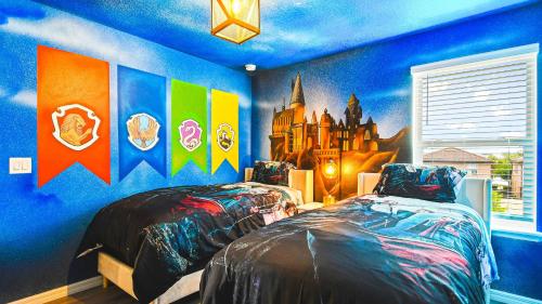 2301LD WAW Family Stunning Lakeview Home with Frozen & Star Wars Decor - image 5