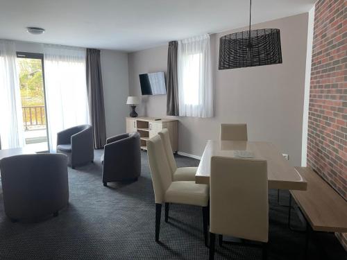 Studio cabine à Gourette, 6 pers, piscine, animaux admis - FR-1-860-25 (Studio cabine a Gourette, 6 pers, piscine, animaux admis - FR-1-860-25) in Eaux-Bonnes