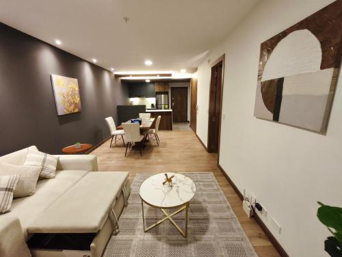 Sense Coliving Ecuador Residences & Convention in บาตันบาโค