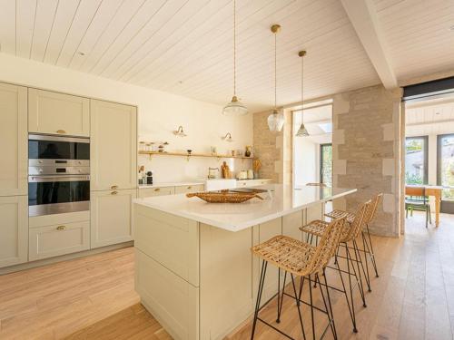 Maison de charme à La Flotte, 6 personnes, rénovée avec terrasse - FR-1-835-35 gîte à louer La Flotte