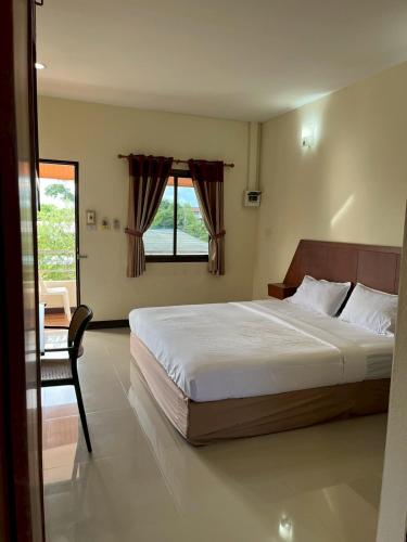 탁 The Terrace Homestay Resort 3성급 호텔 스위트룸