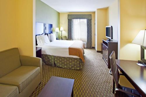Holiday Inn Express and Suites Saint Augustine North an IHG Hotel - image 2