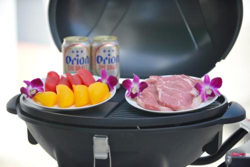 海徒歩1分アメリカンビレッジまで7分周辺には飲食店多数の北谷エリアSunabeNest