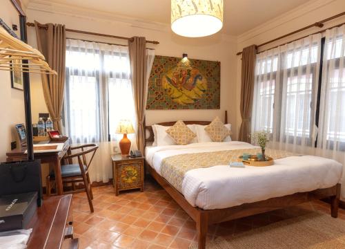 room detail thumbnail 0