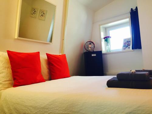 Manikomio En Amsterdam Paises Bajos 300 Opiniones Precios Planet Of Hotels