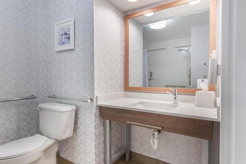 Hampton Inn New Bern - image 8