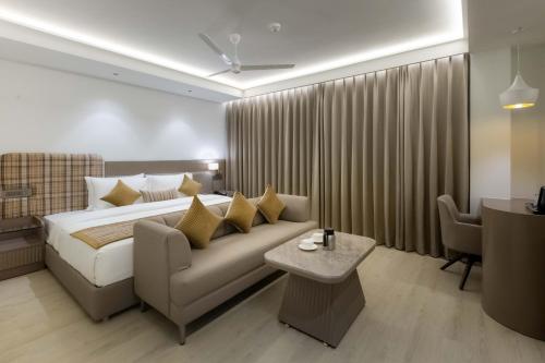 Emerald Luxe Chandigarh Mohali in จันดิการ์ฮ