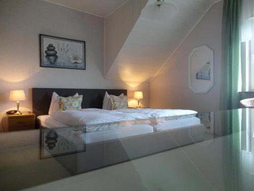 Hotel Pension Weinberg mit Landhaus Nizza - image 3