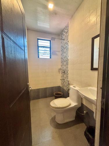 Shower, Sejal guesthouse in Calangute - North Goa