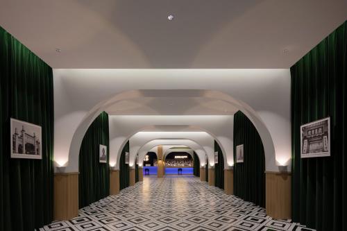 Phonenix Perches Holiday Inn - Wuyi Avenue-Adjacent Changsha Railway Station - Changsha
