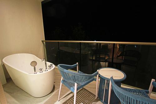 LUXU HOTEL AND RESORT ( 薄荷岛海悅度假酒店 ) in Bohol