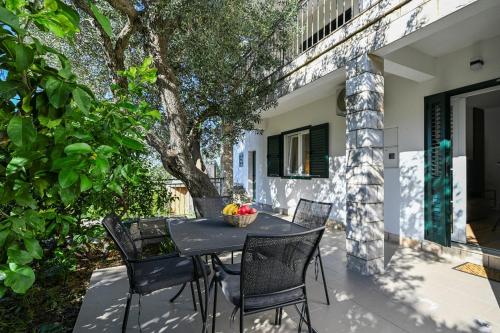 Apartment Fortuna in Trpanj