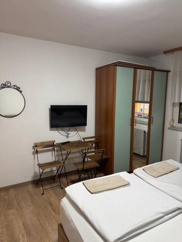 1 double bed
