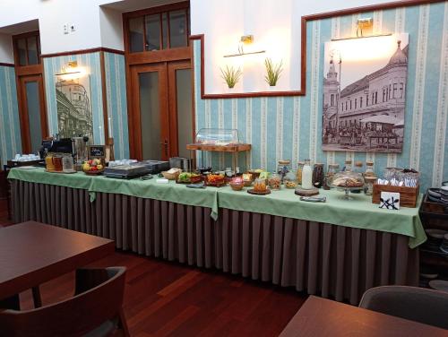 Hotel Golden Eagle - 식음료(F&B)