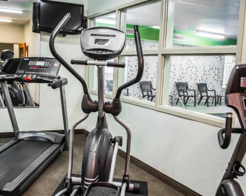 Sleep Inn & Suites Stony Creek - image 6
