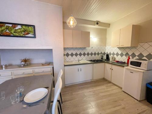 ห้องครัว, Le petit Carnot WIFI centre-ville in เลอ ปูว์ ออง เวอเลย์