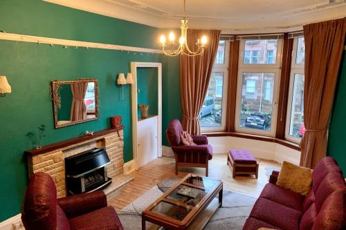 Lovely flat overlooking the Clyde in Gourock