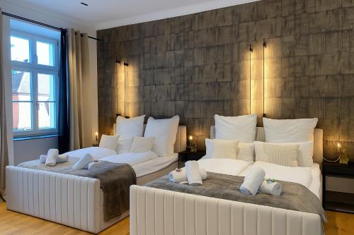 NAMASTÉ Homes - Luxus-Apartment mit Whirlpool & Garage (NAMASTE Homes - Luxus-Apartment mit Whirlpool & Garage) in Bad Windsheim