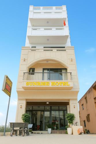 Sunrise Hotel Thiên Cầm - 숙소 외관