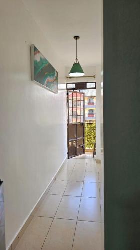 Hosted by Shee -One bedroom Ruaka near Two Rivers in Ruaka