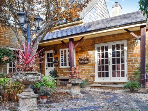 Russell Cottage gîte à louer holiday inn west