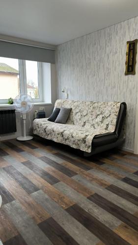 Border studio Grafovi in Narva