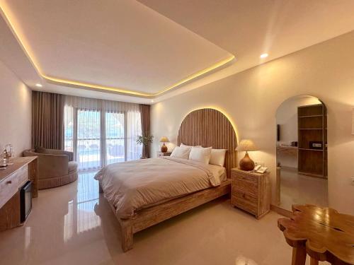 room detail thumbnail 0