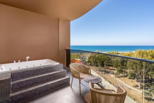 Apkārtne, Arsuz Jumanah Premium Hotel in Ulucinar