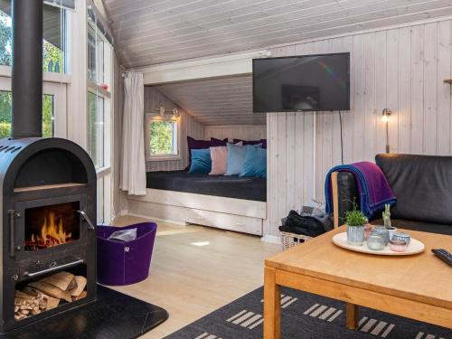 8 person holiday home in Sydals-By Traum in Skovby