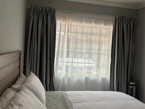 Tana's flat in Brakpan
