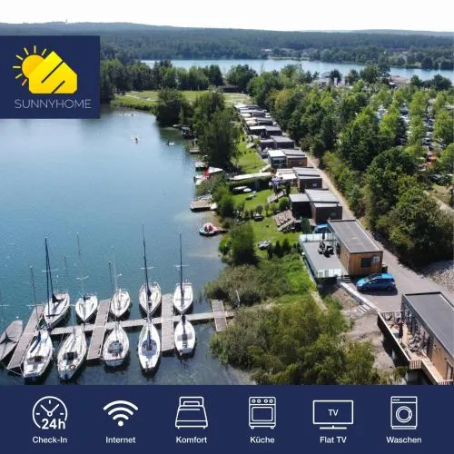 Chalet am See in Wackersdorf, Deutschland