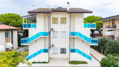 Appartamenti Casa De Lazzari - Piazza Brescia - Adria Holiday Jesolo - FAMILY APARTMENTS 2