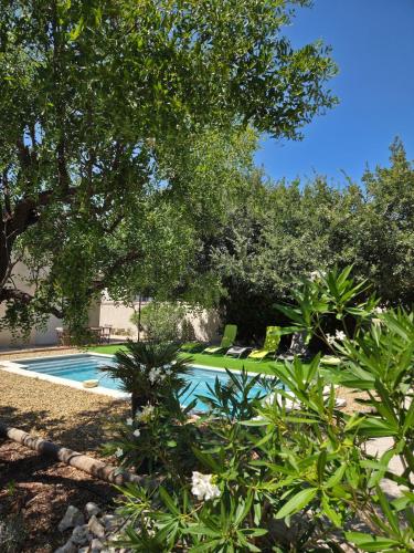 Jolie maison 8 pers à Monteux 10min d'Avignon - Location saisonnière - Monteux