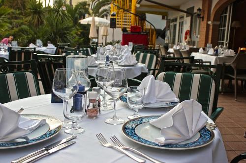 Park Hotel Pineta - image 11