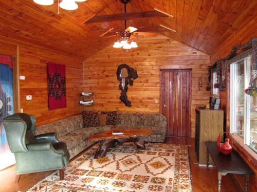 Rustic Vacation Rental with a Charming Dock in Ocala National Forest, Florida in Astor