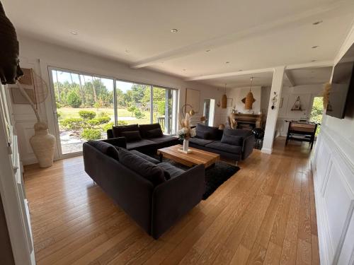 Superbe villa 300 m2 avec piscine et jacuzzi in 蘭克斯