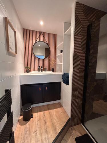 Superbe villa 300 m2 avec piscine et jacuzzi in 蘭克斯