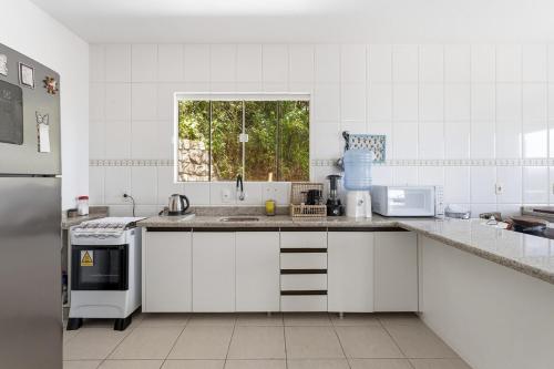 Casa Sambaqui Amplitude Charm and 100m from the Sea in Praia de Daniela